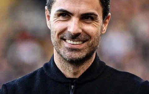 西甲英超双雄齐发力，巴萨阿森纳携手晋级四强，共同冲刺赛季四冠王梦