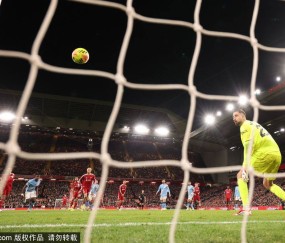 利物浦客战加拉塔萨雷：历史战绩不佳，豪阵面临三重打击