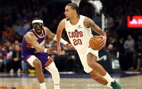 狄龙27分米切尔16+6 太阳力克骑士迎三连胜